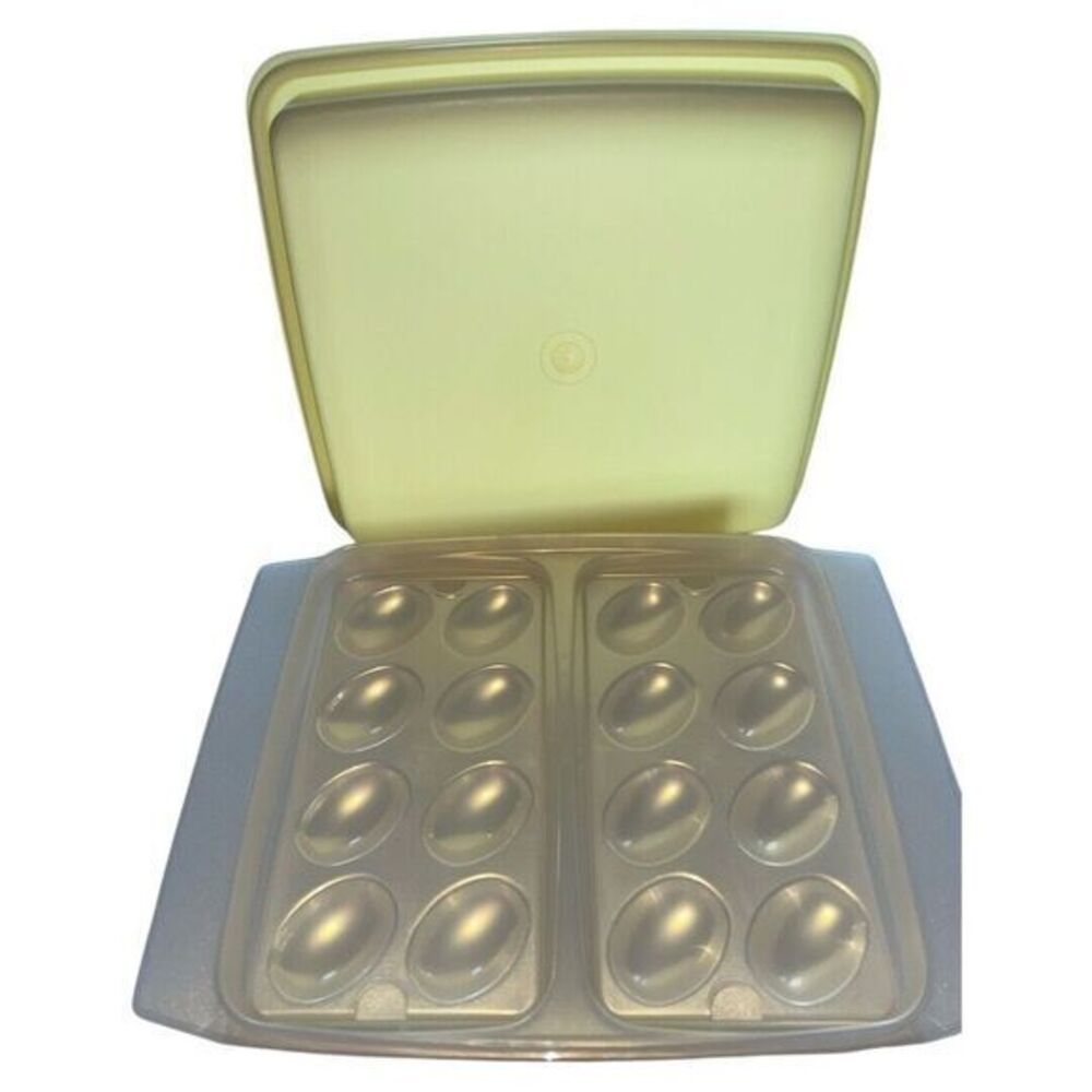 Tupperware Vintage Deviled Egg (16) Keeper Carrier Tray With‎ Lid Yellow Clear